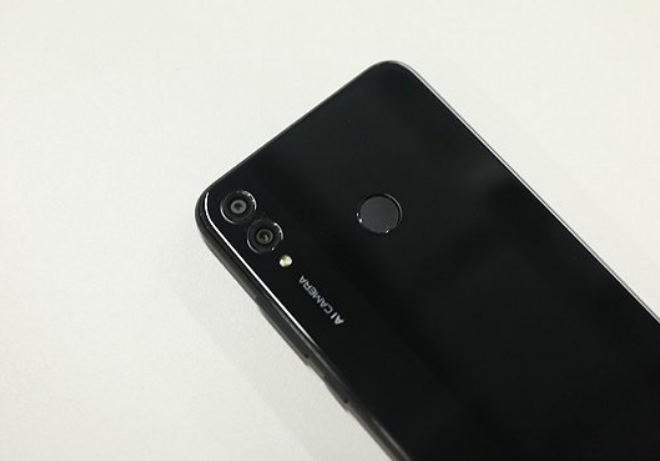 华为荣耀8X手机